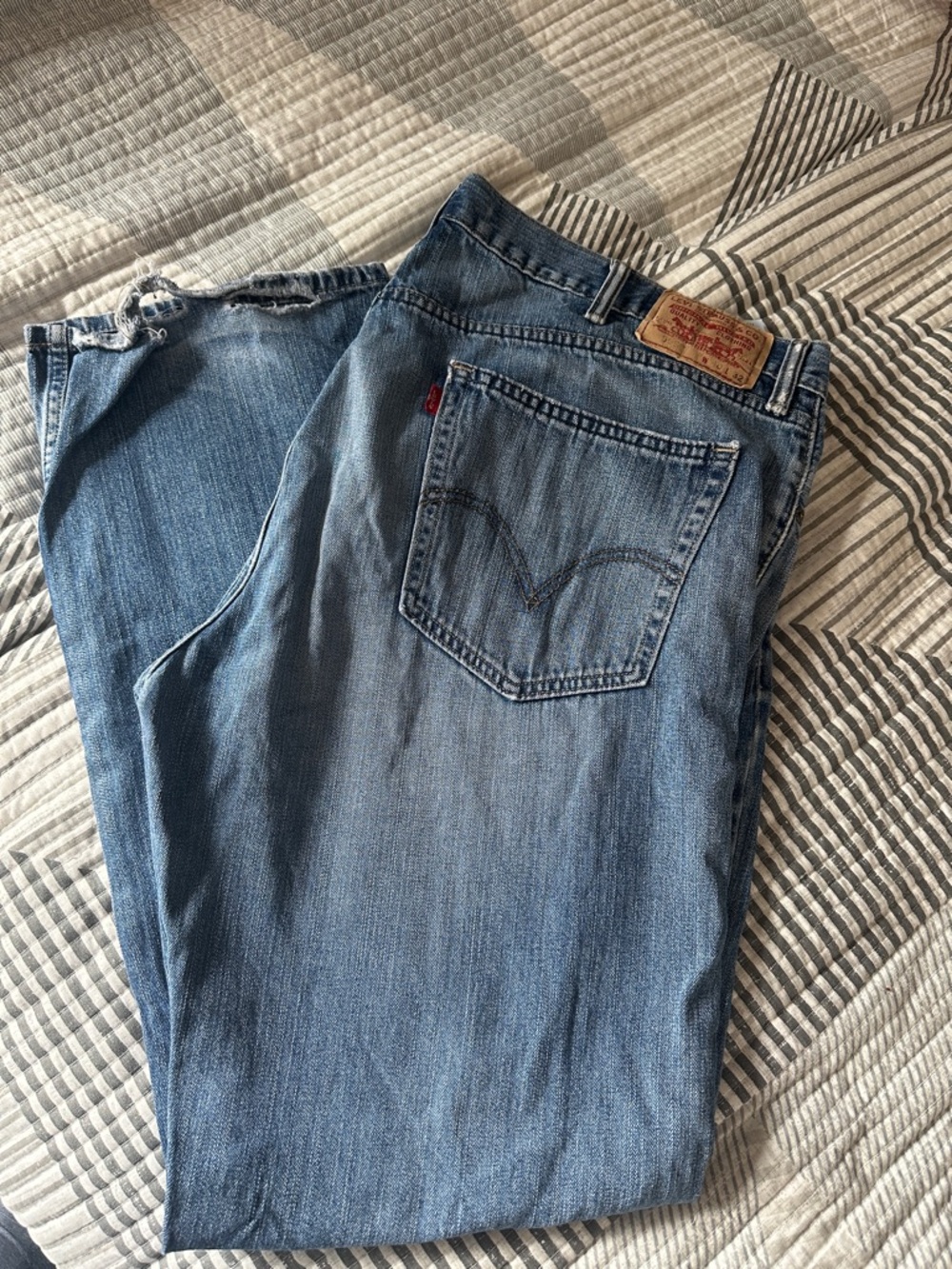 Levi's Light Blue Relaxed Fit Men's Jeans